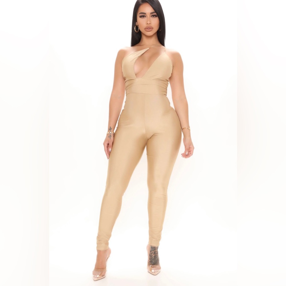 Fashion Nova NWT One Shoulder Jumpsuit
